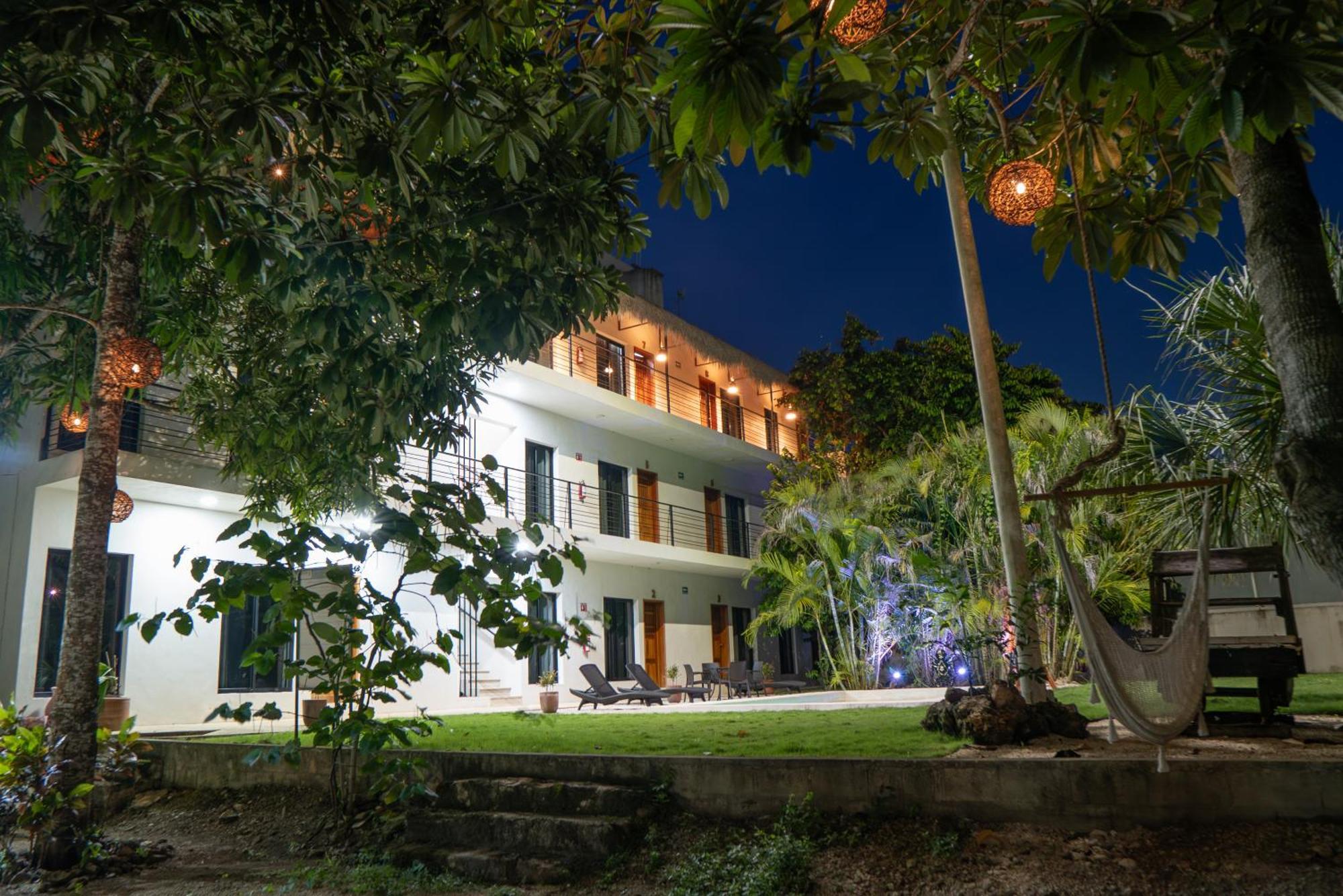 בקאלאר Hotel Makech מראה חיצוני תמונה